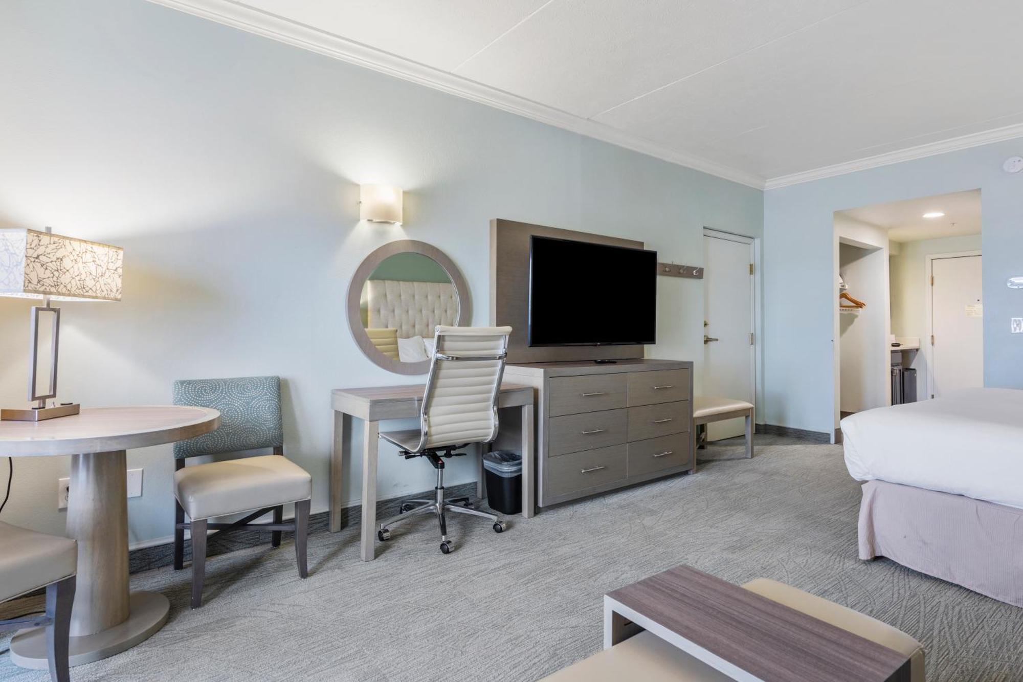 Cherry Tree Inn & Suites Traverse City Esterno foto