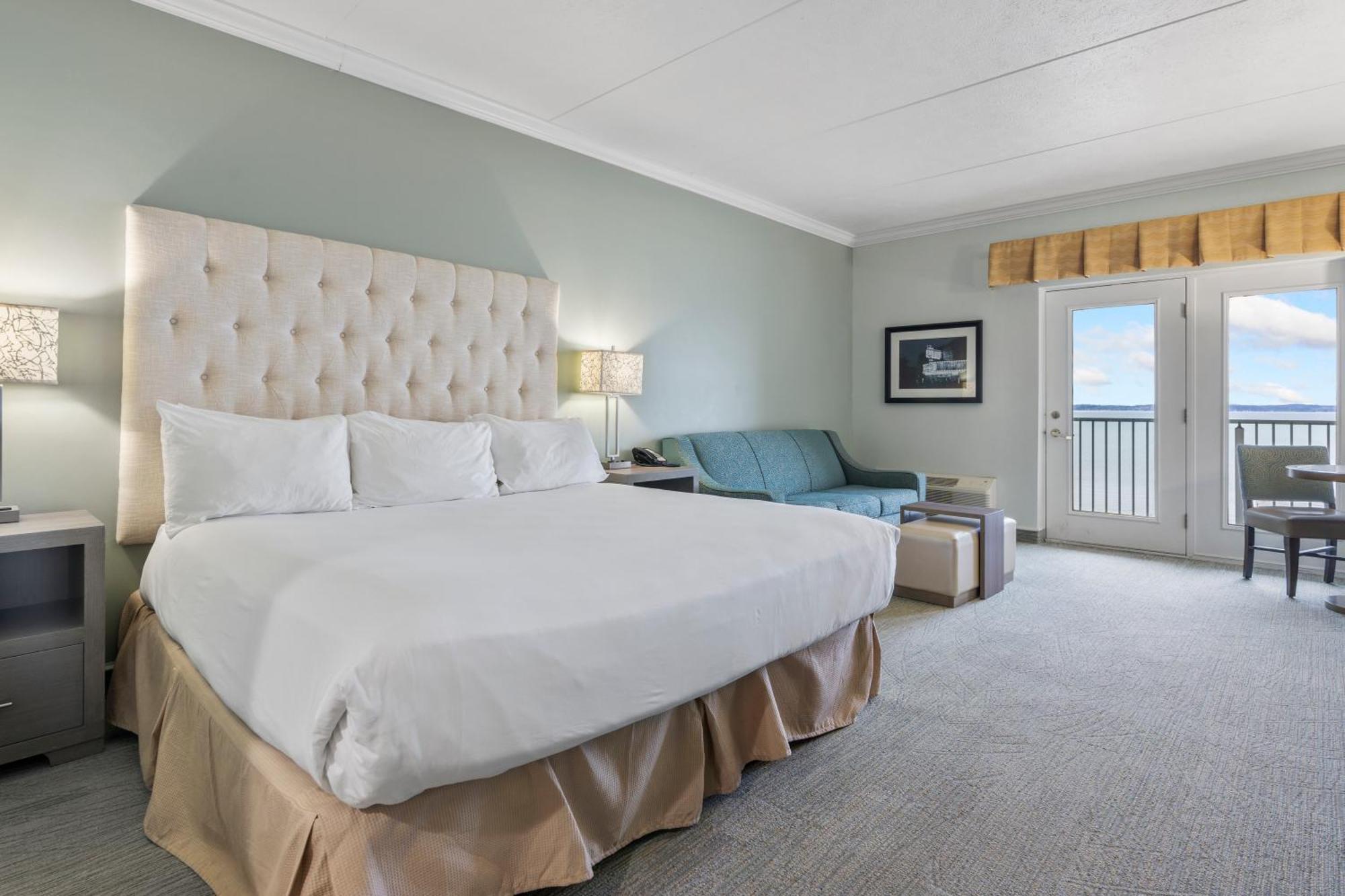 Cherry Tree Inn & Suites Traverse City Esterno foto